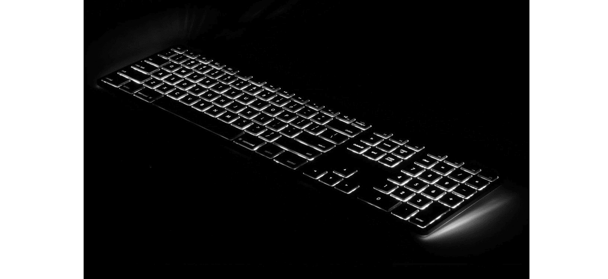 Backlit Keyboard چیست؟